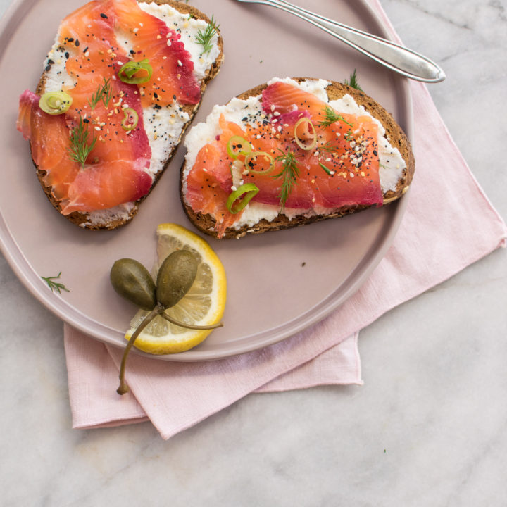 https://www.carolynscooking.com/wp-content/uploads/2016/06/beet-cured-salmon-on-plate-6-720x720.jpg