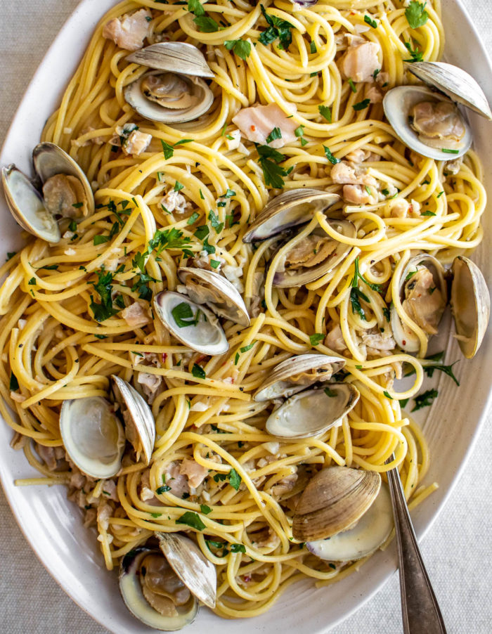 30-Minute Spaghetti with Canned Clams and Fresh Tomato Sauce - Maplewood  Road