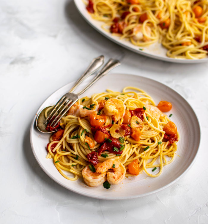 Spaghetti with Saffron Roasted Tomatoes