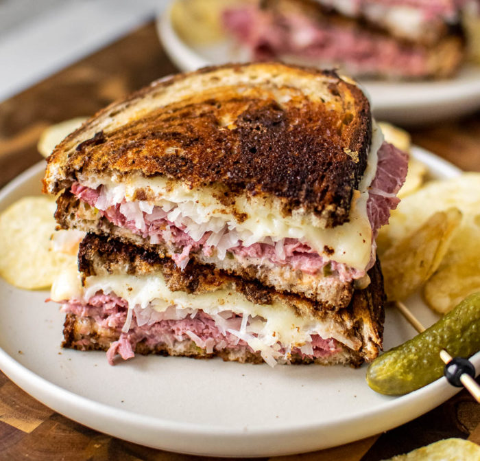 Classic Reuben Sandwich 